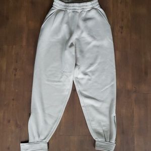 Nude sweatpants